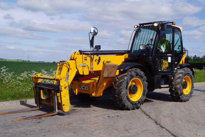 specialist telehandler hire